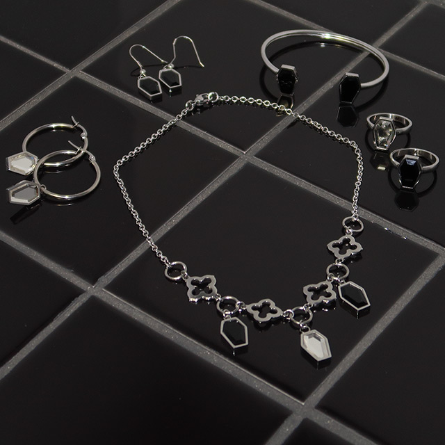 My remixed necklace using Mysticum Luna's Crypt components, plus other matching items in their range