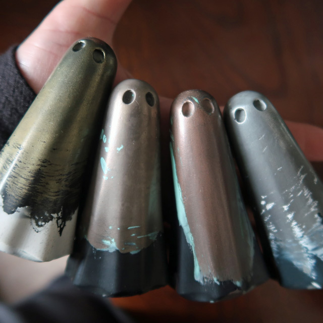 Metallic ghosts